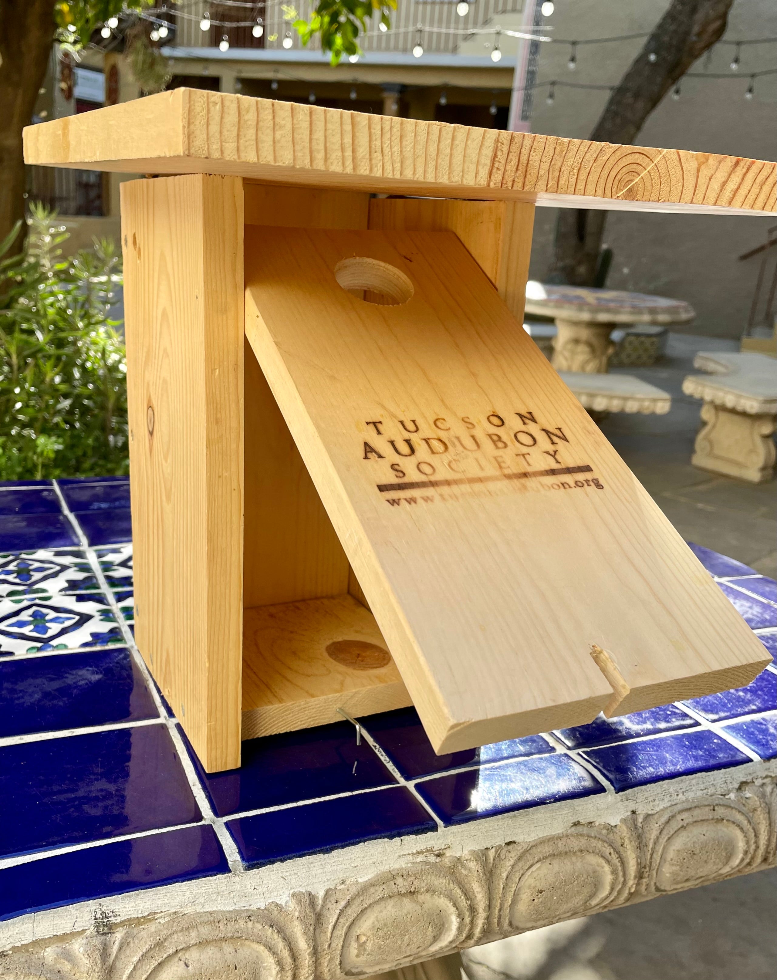 Multi Species Nestbox (Flycatchers, Bluebirds, and more!)